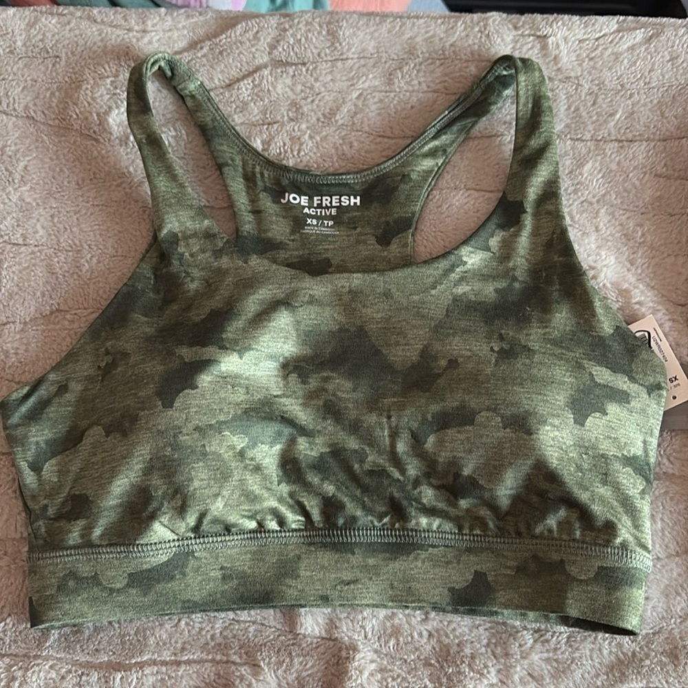 XS53 Joe fresh green camouflage sports bra